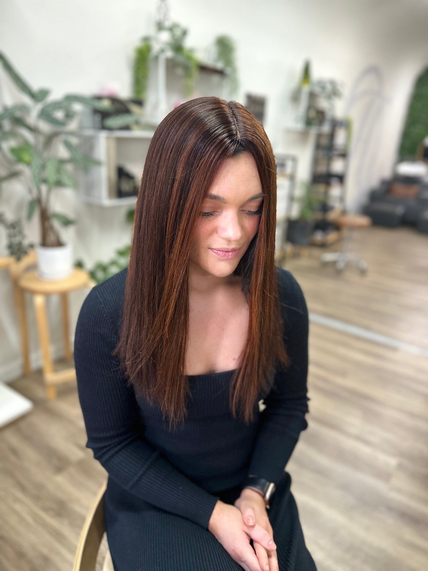 Ella (19")