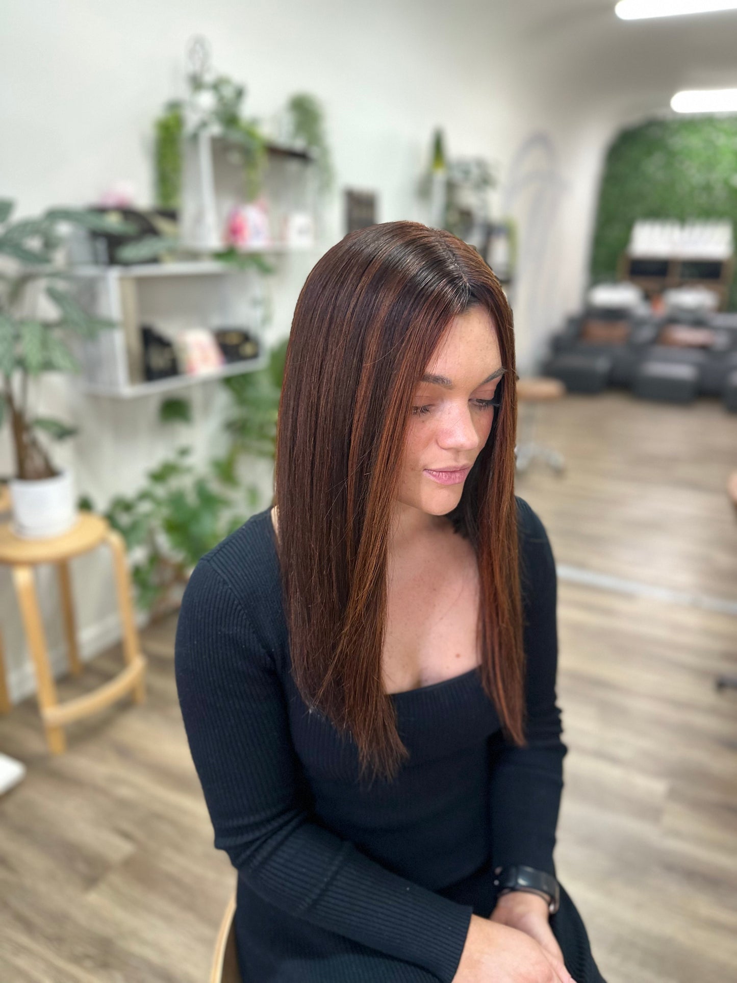 Ella (19")